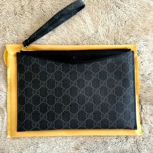 *not authentic* Gucci envelope clutch black